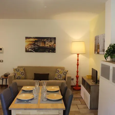 Elegant And Quiet With Terrace * Mailand