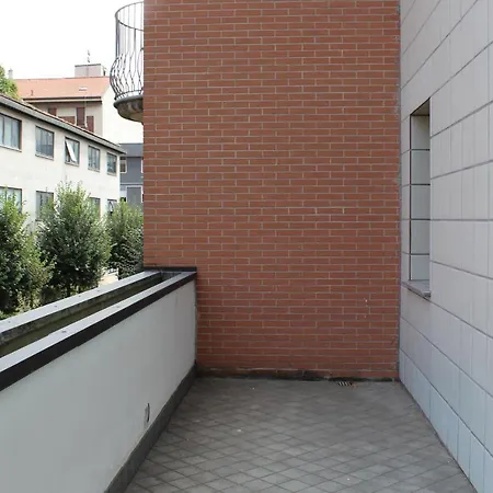 Elegant And Quiet With Terrace Apartment Mailand
